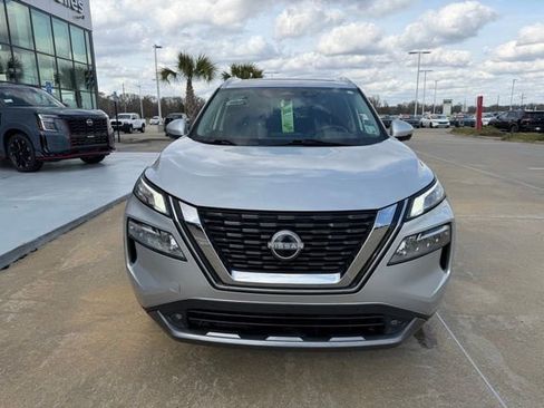 Used 2022 Nissan Rogue SL w/ SL Premium Package image 8