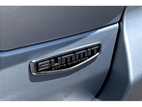 Used 2022 Jeep Grand Cherokee Summit w/ Advanced Protech Group IV AWD/4WD image 24