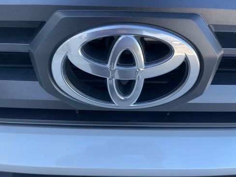 Used 2025 Toyota Tacoma SR5 image 22