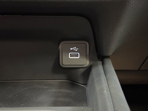 Used 2025 Honda HR-V Sport image 31