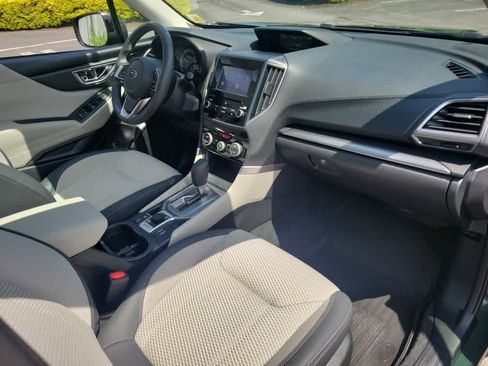 Used 2023 Subaru Forester Premium AWD/4WD image 26