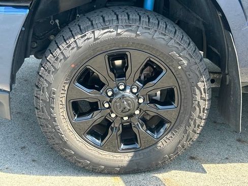 Used 2023 RAM 2500 Limited AWD/4WD image 11