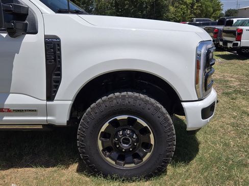 Used 2025 Ford F250 Platinum w/ Tremor Off-Road Package AWD/4WD image 8