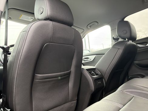 Used 2023 Chevrolet Blazer LT image 28