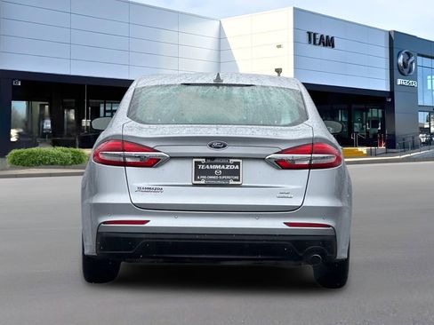 Used 2020 Ford Fusion SE FWD image 5