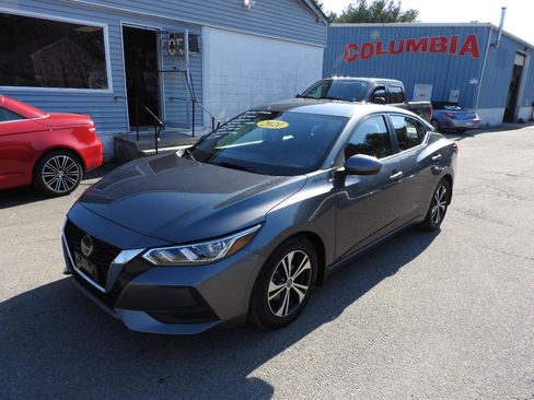Used 2021 Nissan Sentra SV image 2