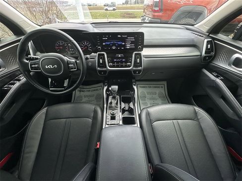 Used 2022 Kia Sorento SX image 21