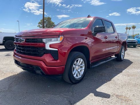 Used 2024 Chevrolet Silverado 1500 RST AWD/4WD image 2