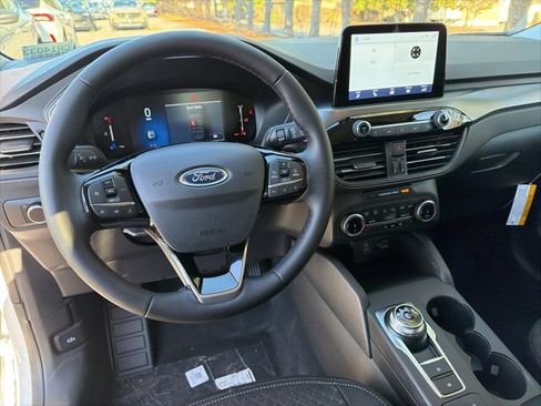 New 2026 Ford Escape Active w/ Cold Weather Package image 9