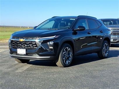 New 2026 Chevrolet Trax LT w/ Driver Confidence Package