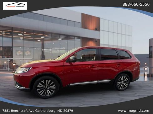Used 2020 Mitsubishi Outlander ES FWD image 4