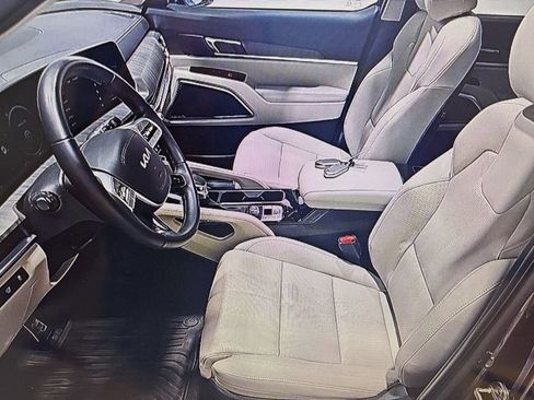 Used 2023 Kia Telluride SX image 6