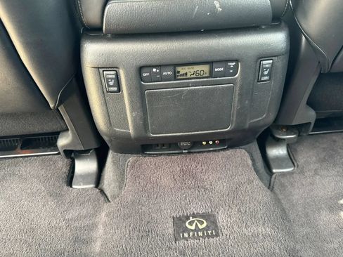 Used 2015 INFINITI QX80 2WD w/ Deluxe Technology Package image 23