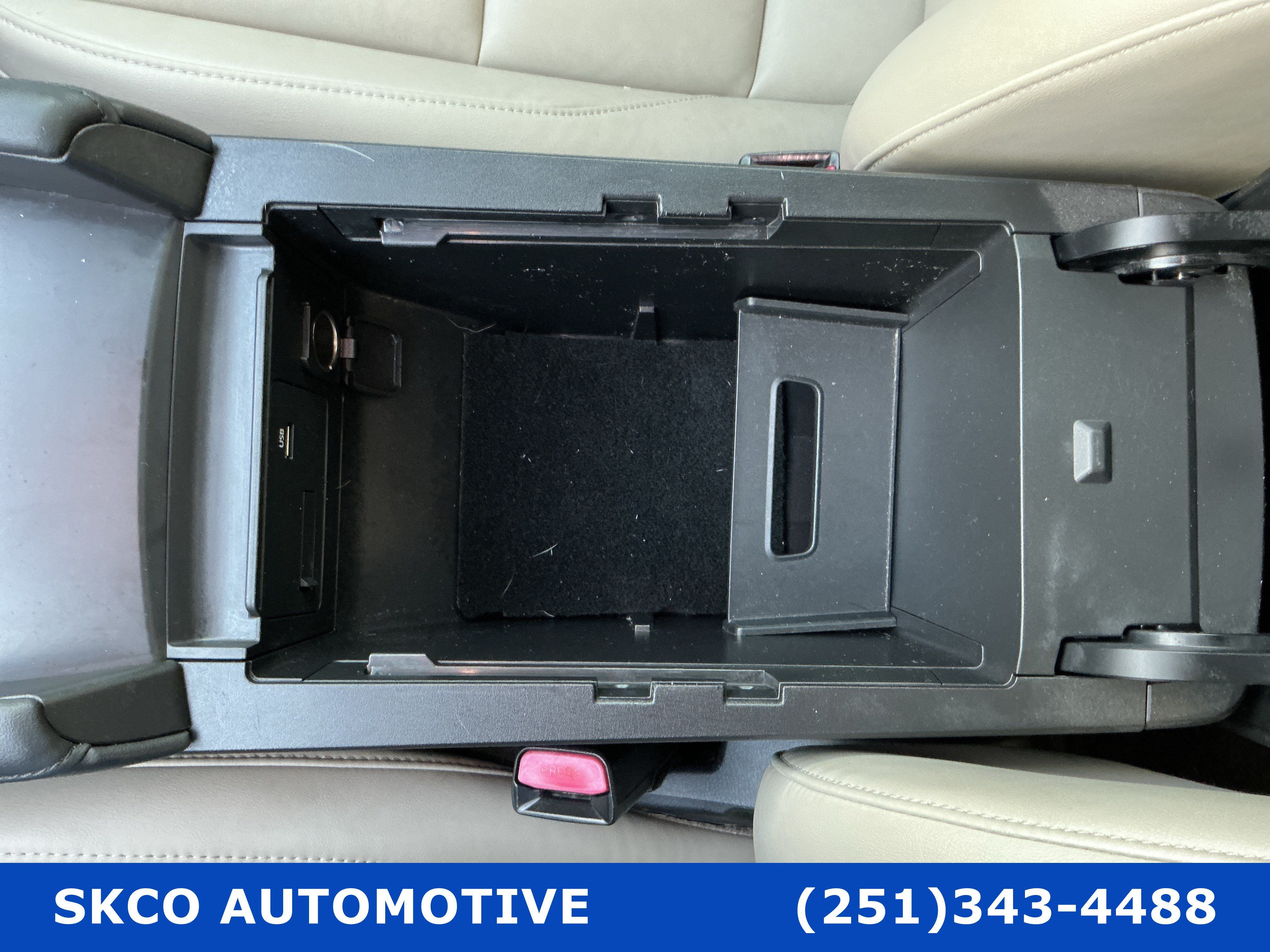 Used 2020 MAZDA MAZDA3 Hatchback FWD image 25