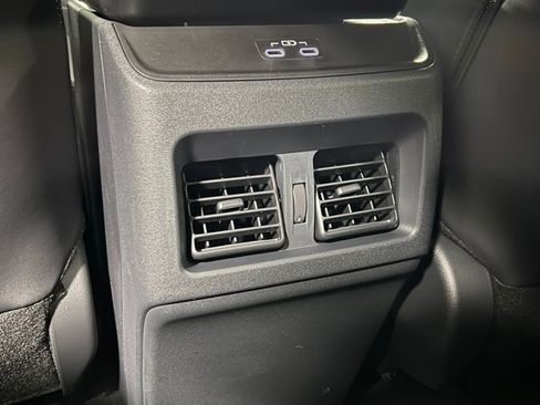 New 2026 Toyota C-HR AWD/4WD image 17