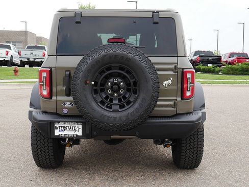 New 2026 Ford Bronco Badlands AWD/4WD image 4
