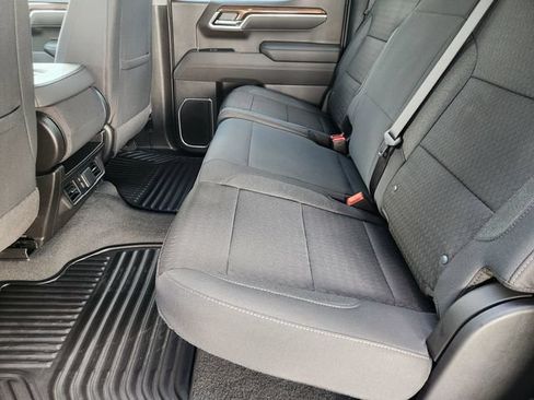 Used 2025 Chevrolet Silverado 1500 LT AWD/4WD image 30