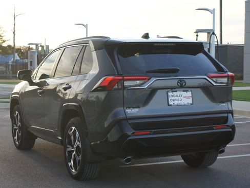 Used 2025 Toyota RAV4 XSE image 16