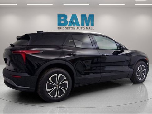 New 2025 Chevrolet Blazer EV LT image 7