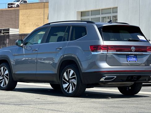 Used 2024 Volkswagen Atlas SE FWD image 5