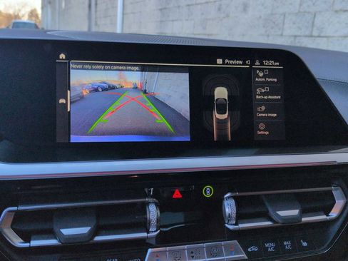 Used 2025 BMW Z4 M40i w/ Premium Package image 28