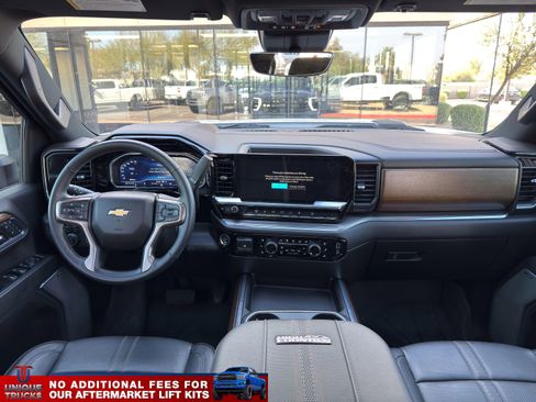 Used 2024 Chevrolet Silverado 2500 High Country w/ Technology Package image 34