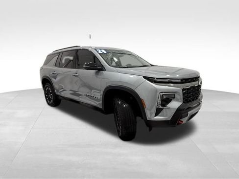 Used 2024 Chevrolet Traverse Z71 w/ LPO, Floor Liner Package image 7