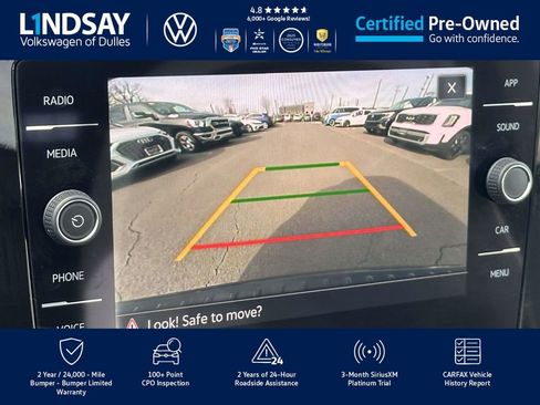 Used 2025 Volkswagen Taos SE image 17