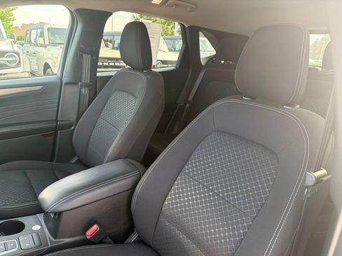Used 2024 Ford Escape Active AWD/4WD image 14