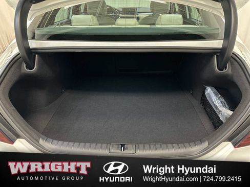 Certified 2025 Genesis G70 2.5T image 14