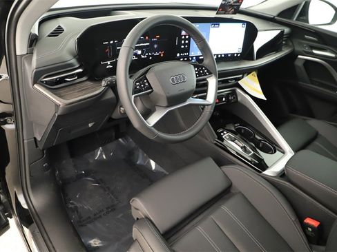 New 2025 Audi Q5 Premium Plus image 15