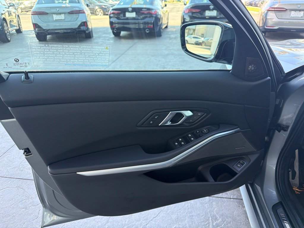 Used 2024 BMW M340i RWD image 9