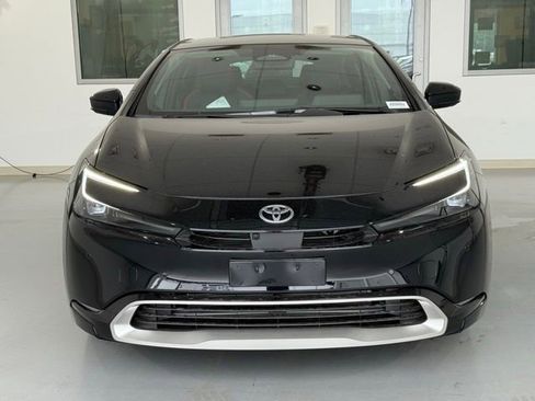 New 2025 Toyota Prius Plug-In Hybrid FWD image 10