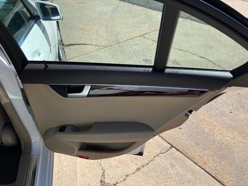 Used 2013 Mercedes-Benz C 300 4MATIC Sedan image 13