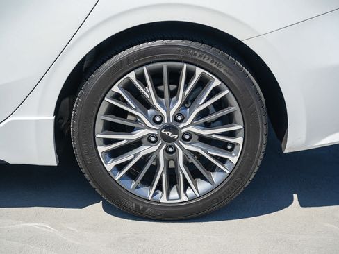 Used 2024 Kia Forte GT-Line FWD image 10