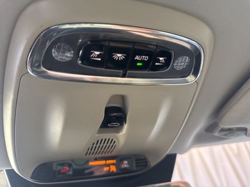 Used 2016 Volvo XC90 T6 Momentum image 31