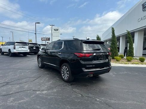 Used 2023 Chevrolet Traverse Premier AWD/4WD image 7