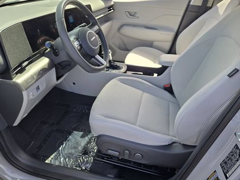 Certified 2024 Hyundai Kona SEL FWD image 10