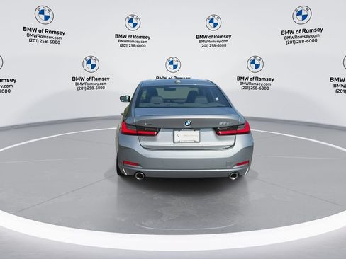 Used 2024 BMW 330i xDrive Sedan w/ Premium Package AWD/4WD image 7