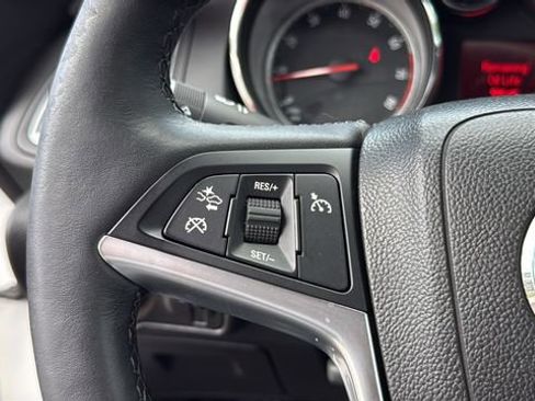 Used 2019 Buick Cascada Premium image 19