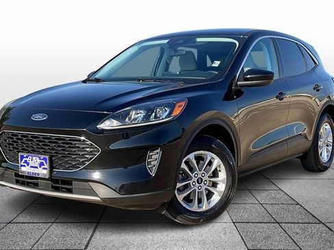 Used 2021 Ford Escape SE image 2