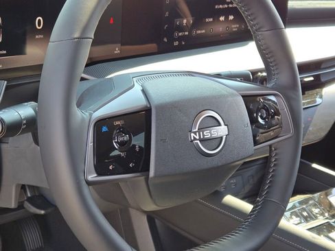 New 2025 Nissan Murano SV w/ Cargo Package AWD/4WD image 22