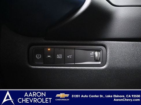 New 2026 Chevrolet Equinox EV LT image 32