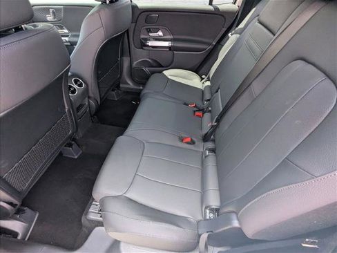 New 2026 Mercedes-Benz GLB 250 image 14
