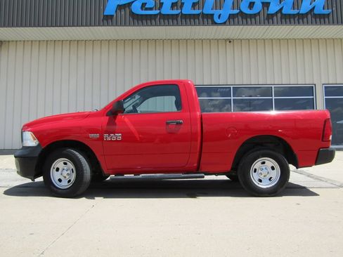 Used 2014 RAM 1500 Tradesman w/ Popular Equipment Group AWD/4WD image 9