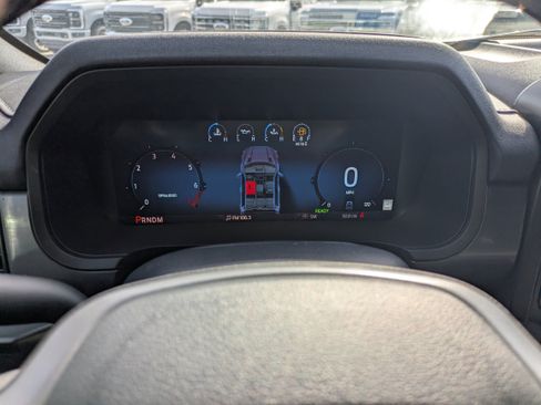 New 2025 Ford F150 Lariat w/ Equipment Group 501A Mid image 25