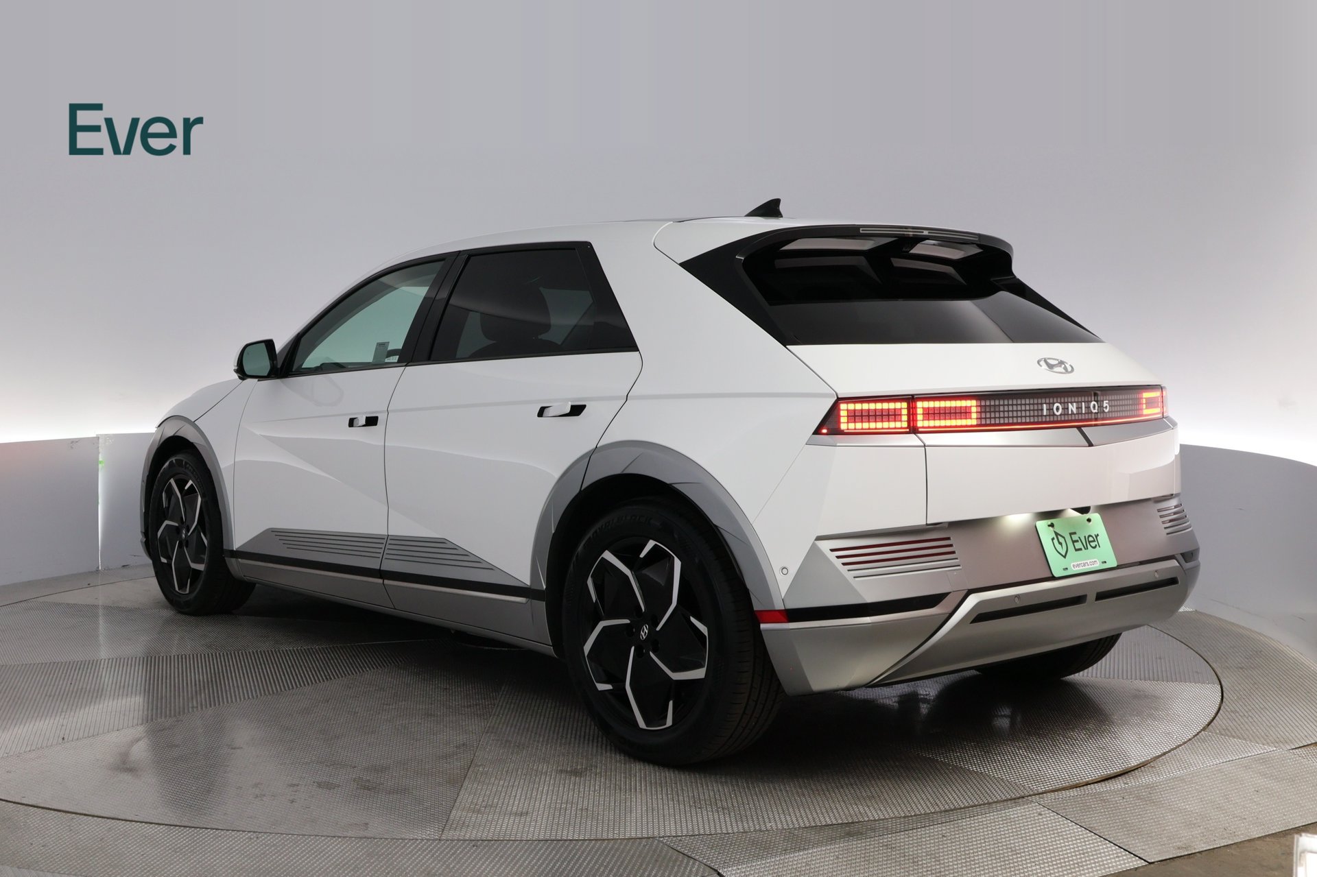 Used 2024 Hyundai Ioniq 5 Limited RWD image 17