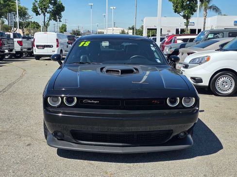 Used 2018 Dodge Challenger R/T Scat Pack RWD image 2