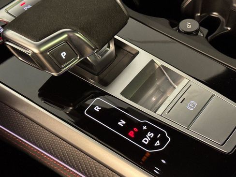 New 2025 Audi RS Q8 performance image 21