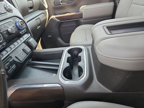Used 2021 GMC Sierra 1500 SLT RWD image 20